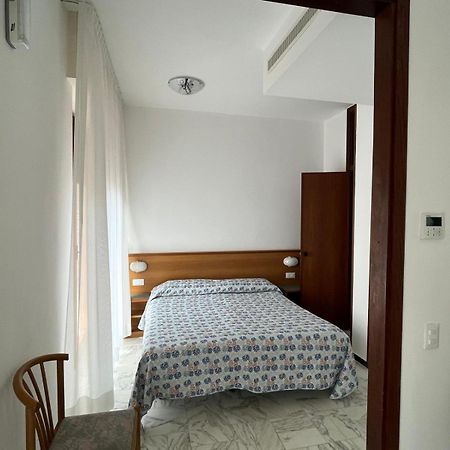 לאווניה Hotel Valentino מראה חיצוני תמונה