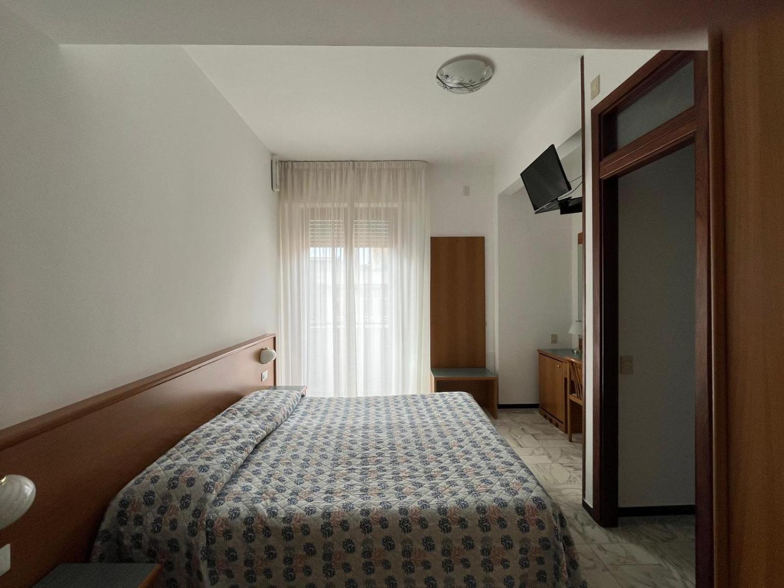 לאווניה Hotel Valentino מראה חיצוני תמונה