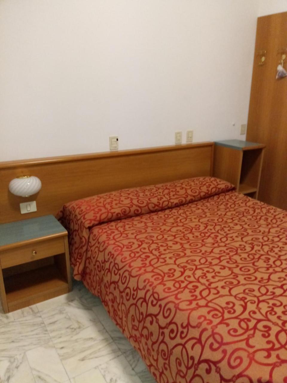 לאווניה Hotel Valentino מראה חיצוני תמונה