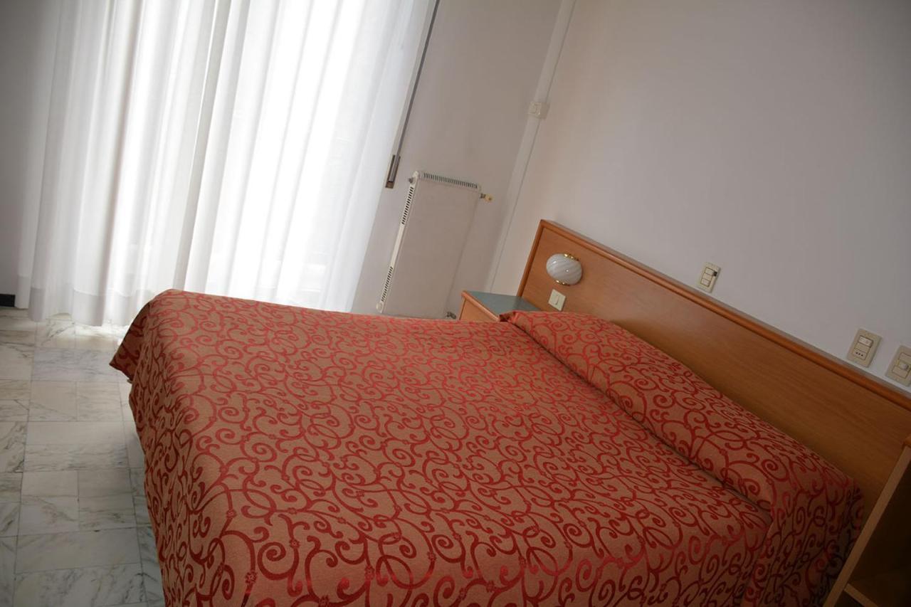 לאווניה Hotel Valentino מראה חיצוני תמונה